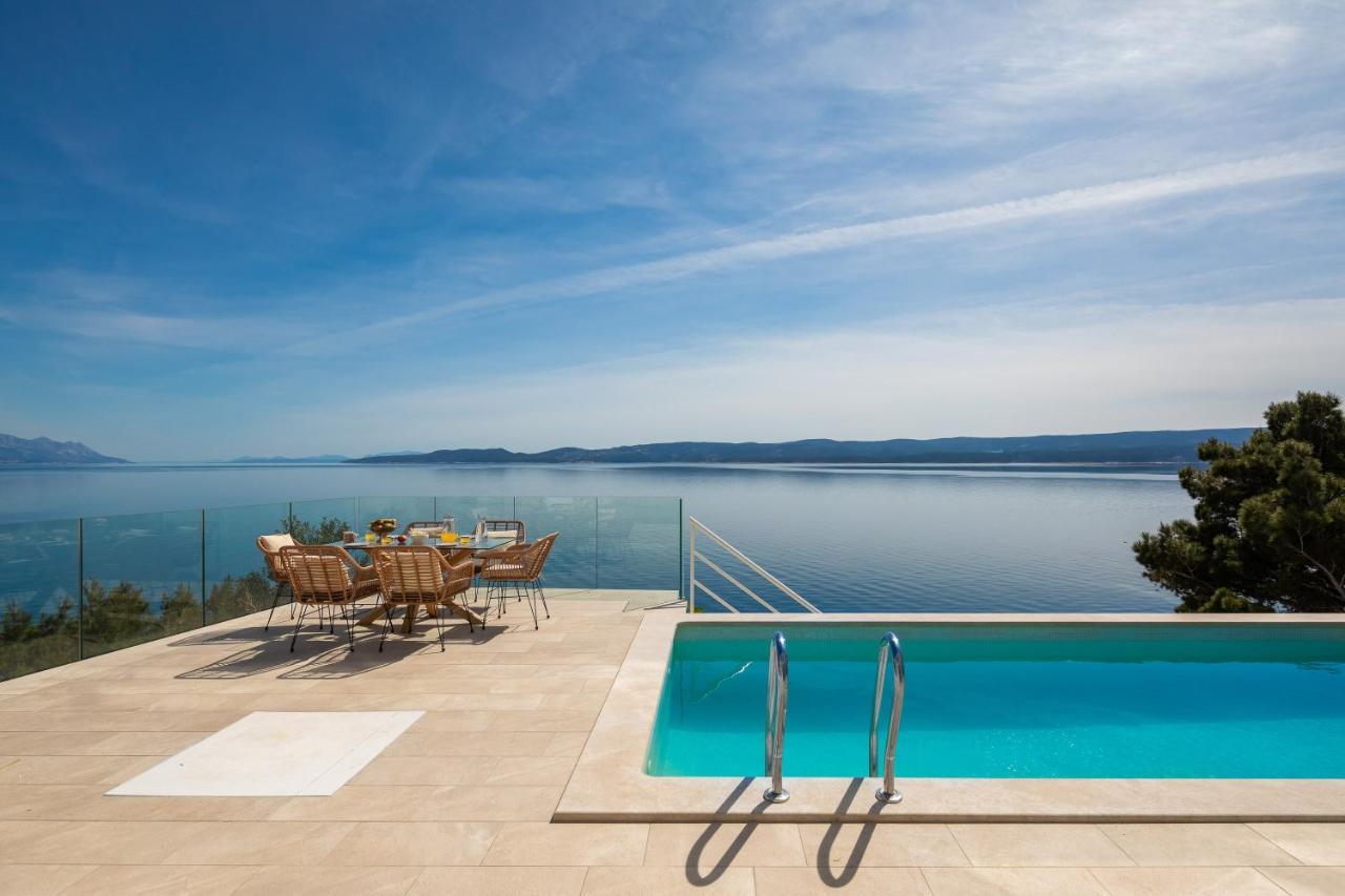 Beachfront Holiday Home - Private Heated Pool Mimice Exterior photo